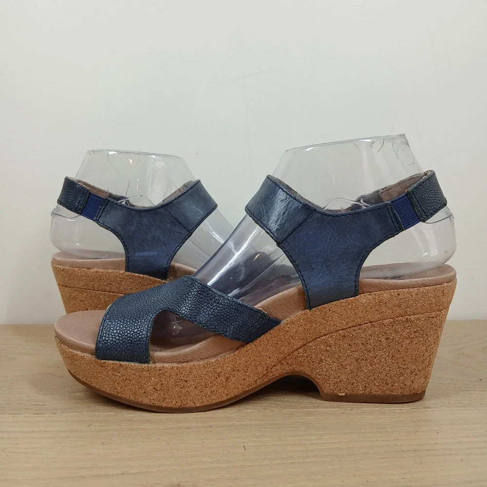Earth Blue Leather Cork Wedge Sandals Platform Ankle Strap Womens Size 39 8.5-9